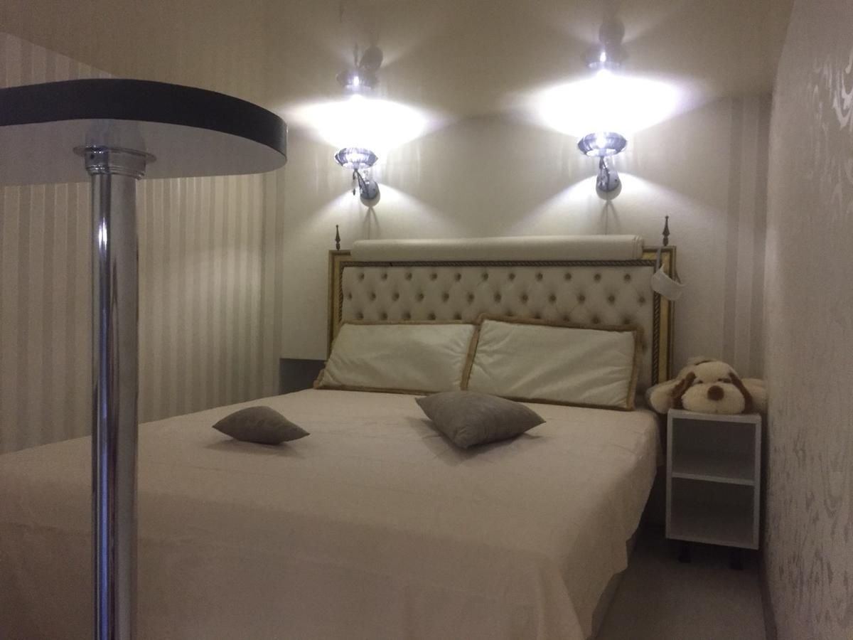 Fiesta Apartment Odessa Ngoại thất bức ảnh
